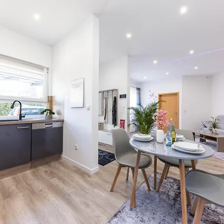 Neu I Ferienwohnung Jasmin Andernach Exterior photo
