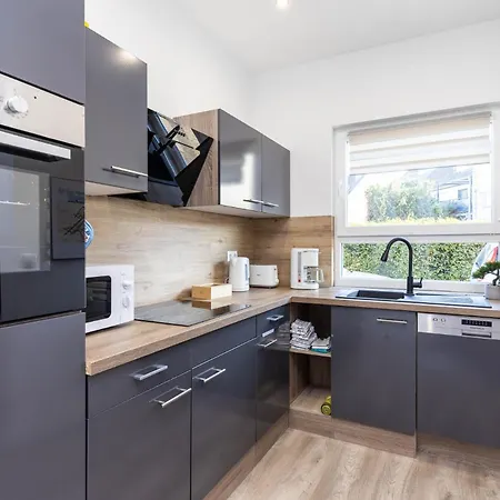 Neu I Ferienwohnung Jasmin Andernach Exterior photo